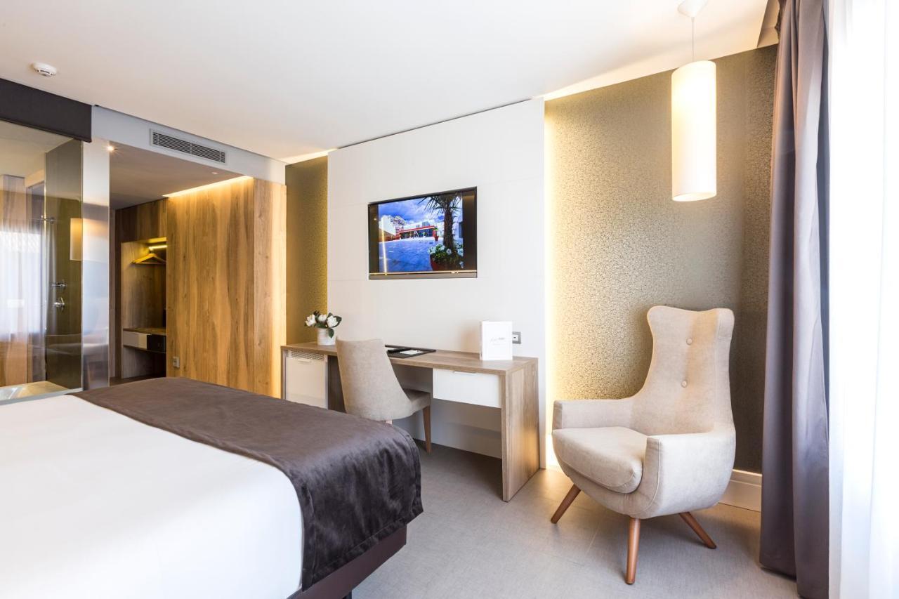 Hotel & Spa Ciudad De Binéfar Екстериор снимка