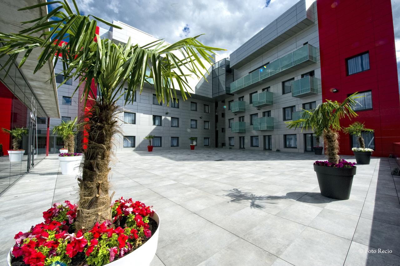Hotel & Spa Ciudad De Binéfar Екстериор снимка