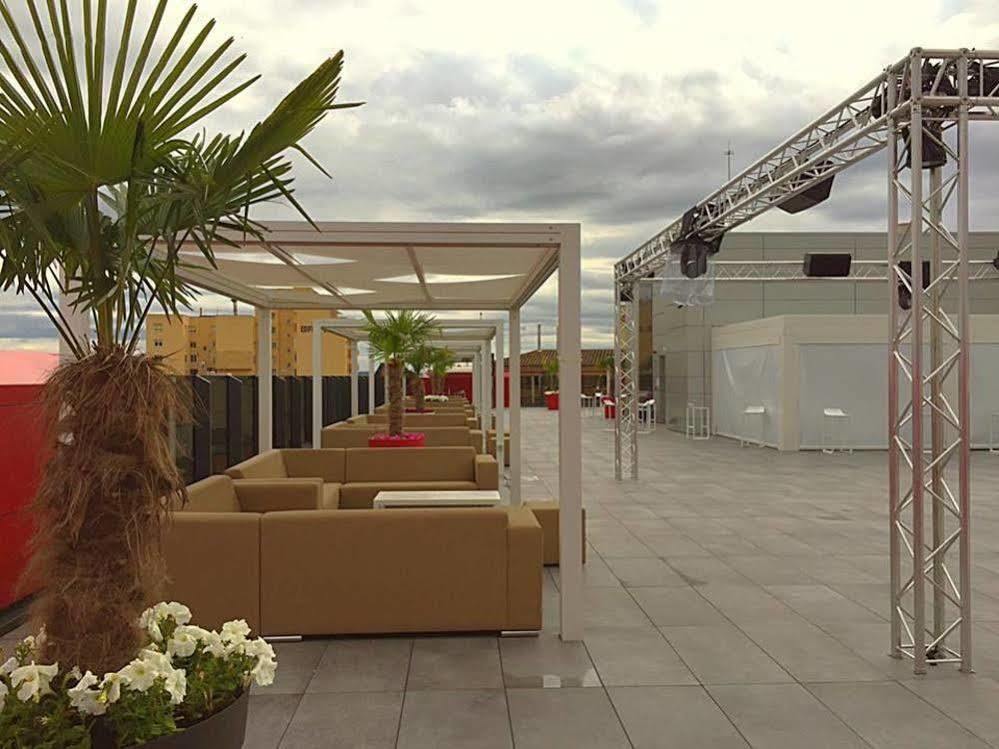 Hotel & Spa Ciudad De Binéfar Екстериор снимка